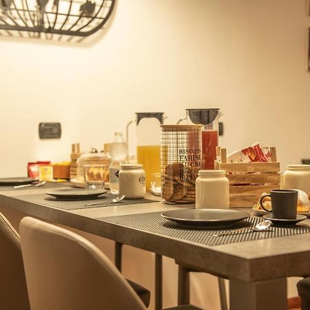 Petrucci B&B Νάπολη Εξωτερικό φωτογραφία
