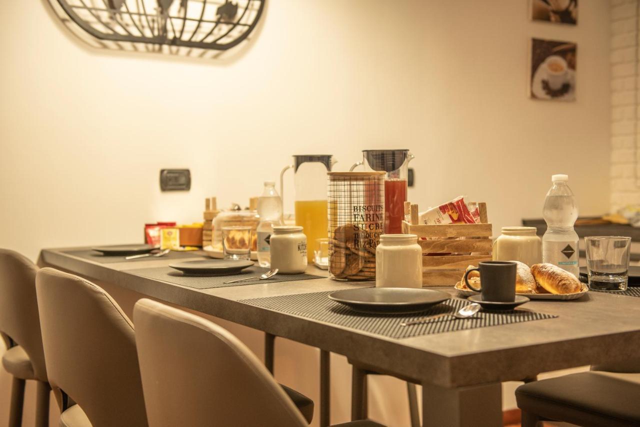 Petrucci B&B Νάπολη Εξωτερικό φωτογραφία